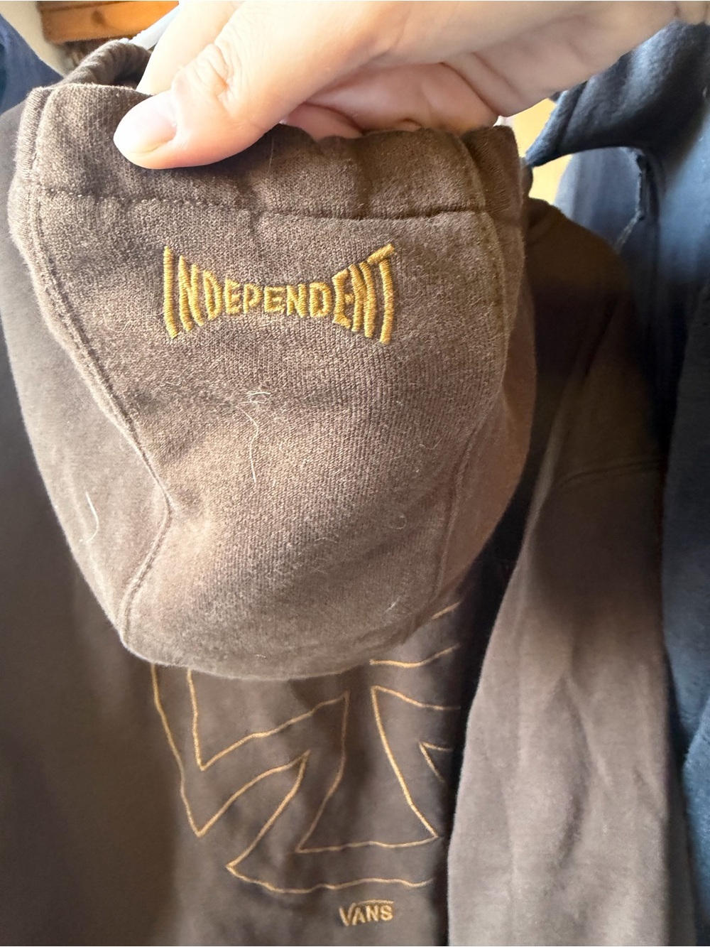 Vans Brown Hooded Pullover with Red & Black Label - Picture 3 of 3